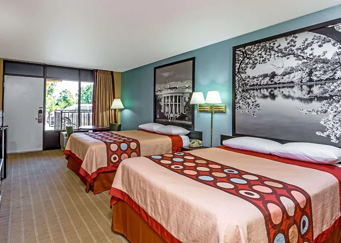 Super 8 By Wyndham Jessup/Baltimore Area